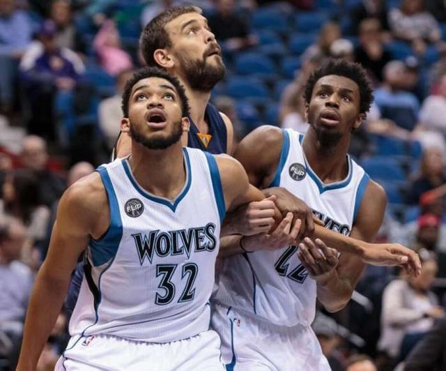 单副牌桌常 单副牌桌常